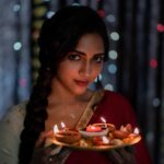 Vaishali Raj Instagram - Happy Diwali 🪔 Click @d_clicks_photography_ Hair @vicky_hairstylist_official