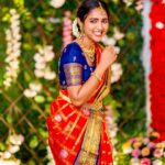 Vaishali Raj Instagram - ❤️ love for this saree & jewellery is 🫶🏻 . . . Jewellery by @emmadi_silver_jewellery Shot by @they_call_me_keshu #love #for #saree #neverending #red #blue #traditional #vibes #vaishaliraj #instagood