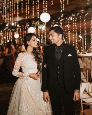 Vaishnavi Venugopal Instagram - When the photographer said ‘Get romantic’, we took it to heart and cringed like there’s no tomorrow! 😬

Photography & Event @raldiawedding 
Outfit @t.and.msignature 
Jewellery @m.o.dsignature 
HMU @roshnistvm 
Groom’s HMU & Outfit @soorajskofficial