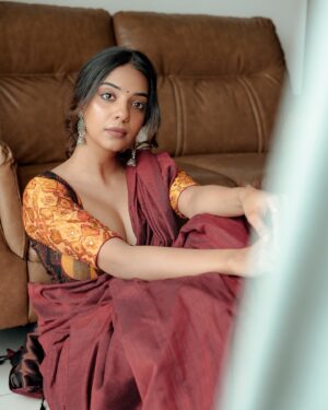 Vaishnavi Venugopal Instagram - Shot by : @l1mesoda 
Outfit : @assyadesigner