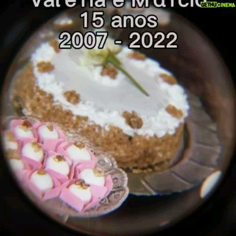 Valéria Sandalo Instagram - 15/6/2007 - 15/6/2022: 15 anos! . . Bodas de cristal! . . #valériasândalo #valeriasandalo #valériasandalo #valeriasândalo #15anosdecasados #bodasdecristal #bodas #casamento #casal #nasaúdeenadoença #meuamor