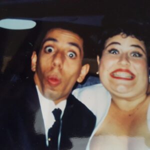 Valéria Sandalo Instagram - #tbt❤️ 
.
.
Dia 18 esta foto fará 30 anos. O casamento durou 2 anos e meio.
.
.
#valériasândalo #valeriasandalo #valériasandalo #valeriasândalo 
#casamento #matrimônio #casamentodeatores #casamentodeartistas #bodasdepérola #viuvaaos26 #wagnerbello #etevaldo #etvaldo #casteloratimbum