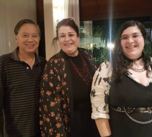 Valéria Sandalo Instagram - Noite delícia com ótima comida e excelente recepção do Mário no @kayomixrestaurante !
.
.
Lídia e eu adoramos comida japonesa!
.
.
#valériasândalo #valeriasandalo #valériasandalo #valeriasândalo
#restaurantejaponês #restaurante 
#comidajaponesa #comidaboa #adorocomidajaponesa #kayomix