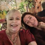 Valéria Sandalo Instagram - As celebridades e eu! . . Aniversário do Sung! . . #valériasândalo #valeriasandalo #valériasandalo #valeriasândalo #marisaorth #modigastronomia #aniversário #amigosháanos