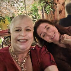 Valéria Sandalo Instagram - As celebridades e eu!
.
.
Aniversário do Sung!
.
.
#valériasândalo #valeriasandalo #valériasandalo #valeriasândalo #marisaorth #modigastronomia #aniversário #amigosháanos