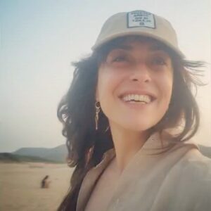Valentina Lodovini Instagram - goodbye, Sardinia,
thank you for the best week.

incredibly lucky and honored to have been invited to be jury member at @andarasfilmfestival.

26 international short movies in completions focused on travel.
talented directors, new friends, foreign films, sea, so much sun, so much wine, so many carbs, the most laughs. 
big congratulations to all of the 26 films in competition. 
I enjoyed this experience so much.
@monicanappo_ @dareizz was a pleasure 🫶

thanks Buggerru, Fluminimaggiore, Iglesias. 

bravò @joe_juanne_piras and all the incredible crew involved 🌹 

it has been a beautiful few days so far.

sardegna sei bellissima e io ti amo.

pic by super super talented (and an amazing human being) @yosoycorda

🙏💚
