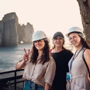 Valentina Lodovini Instagram - goodbye, Sardinia,
thank you for the best week.

incredibly lucky and honored to have been invited to be jury member at @andarasfilmfestival.

26 international short movies in completions focused on travel.
talented directors, new friends, foreign films, sea, so much sun, so much wine, so many carbs, the most laughs. 
big congratulations to all of the 26 films in competition. 
I enjoyed this experience so much.
@monicanappo_ @dareizz was a pleasure 🫶

thanks Buggerru, Fluminimaggiore, Iglesias. 

bravò @joe_juanne_piras and all the incredible crew involved 🌹 

it has been a beautiful few days so far.

sardegna sei bellissima e io ti amo.

pic by super super talented (and an amazing human being) @yosoycorda

🙏💚