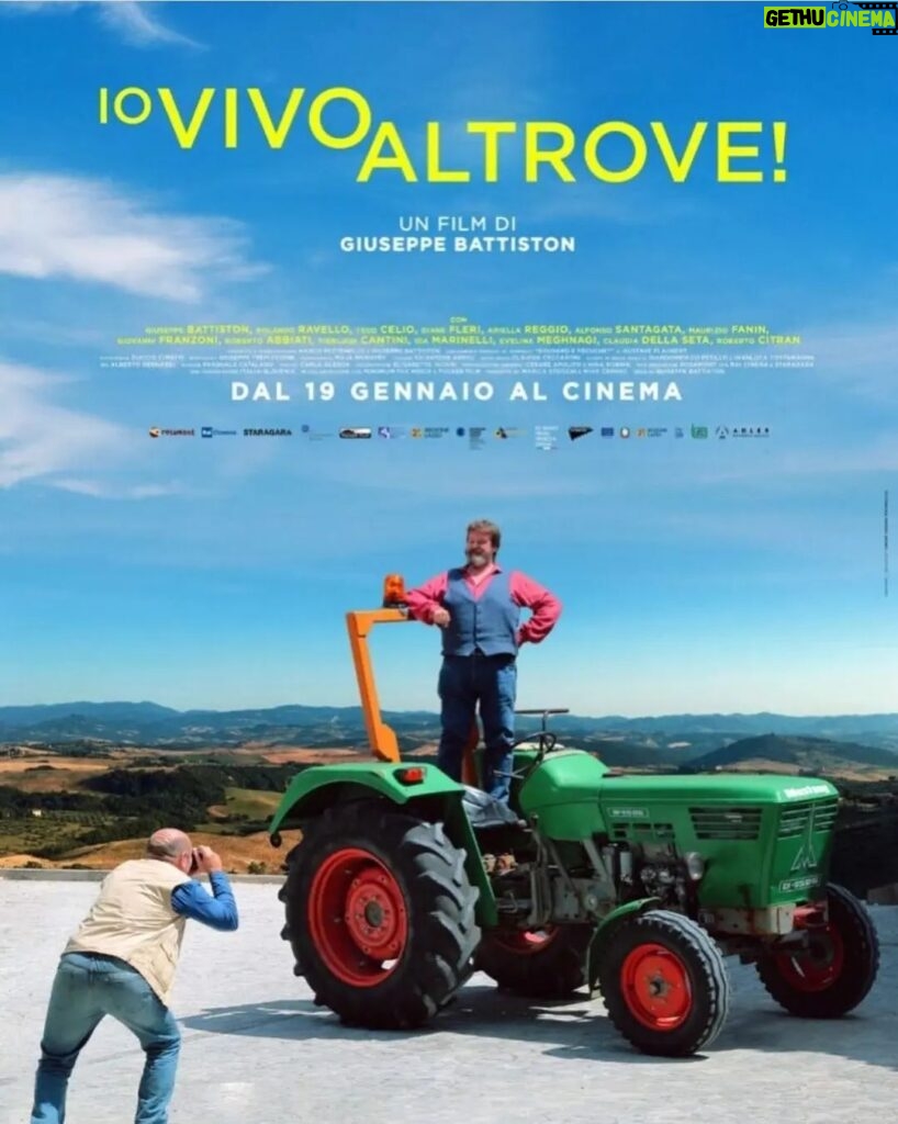 Valentina Lodovini Instagram - menù della settimana. #andiamoalcinema 💜 #vivailcinemaALCINEMA #rubricadelgiovedi #usciteinsala #uscitedellasettimana