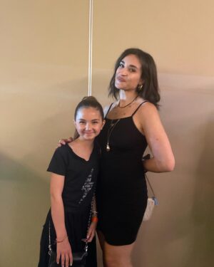 Valentina Tronel Instagram - AAAAAAAAA😍😍😍 
Trop heureuse d’avoir pu assister à ce magnifique concert 💗 
Merci @julientheaccess pour cette belle soirée :))