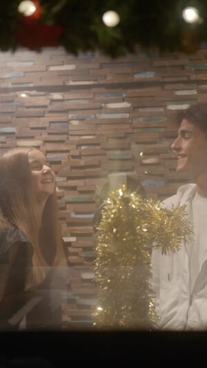 Valentina Tronel Instagram - Les amis, 
Mon single « Last christmas » sera disponible sur toutes les plateformes dès ce soir, MINUIT 🤩
Merci encore à @vikigaborofficial et @petaranicic_official pour cette collaboration 💖
J’ai tellement hâte ! Et vous ? ⌛️