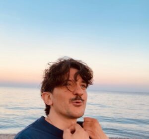 Valeria Bilello Instagram - Buon compleanno Tommi Boy 
del mio cuore 

Here’s looking at you, kid 
@tommasolabate 
 
#birthdayboy 
♥️