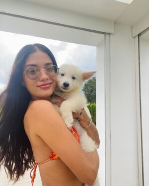 Valeria Emiliani Instagram - No hay peor ciego que el que no quiere usar sus lentes 😎

@osodeanteojos_