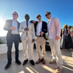 Valeria Ortega Instagram - ✨ golden ✨ algunas fotos de ayer! 💫 Un fantástico día, lleno de ☀️ 🎶 🍹 🥵 ❤️ 🎉 💃🏼 🪩🤜🏼🤛🏼 👗 @casa.santander