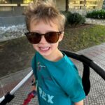 Valeria Ortega Instagram - Vengo a mostrarles a mis pollos hermosos. Juegan, se ríen, pelean, se pegan, se aman. Es difícil a veces, pero me hacen tan feliz. Soy muy afortunada ✨🥰