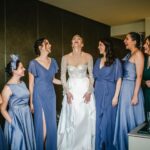 Valeria Ortega Instagram - Llegaron las fotos y tengo demasiada nostalgia de este día tan pero tan increíble 😻 Fue perfecto La previa con las bridesmaids y mi mamá Dress reveal! Amé ver sus caras cuando vieron el vestido por primera vez 🔥👏🏼 Ya vendrán más fotos @lauraemiliaschettino @mrs_cata.sch.o @amparohernandezc @pau__mp @gloriarojas_mua @josestamaria 📸 @danielagaldames 👗 @casa.santander Wedding planner @coniprovens