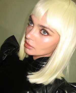 Valeriia Karaman Instagram - BTS & make up by @ohmredlip ♥️