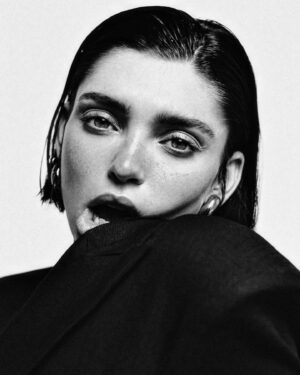 Valeriia Karaman Instagram - portraits for good luck by @lizamedvedeva @ishapradhan_mua @aryamarr @coda_ps
