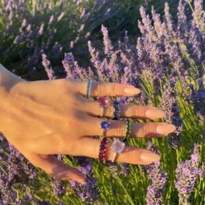 Valeriya Merkouchenko Instagram - "En mûrissant, faites comme la lavande, adoucissez-vous." #Summer #lavender 💁🏼‍♀️