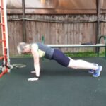 Valeriya Bukina Instagram - Физкульт - Привет! Динамичная планка #планка #спорт #motivation