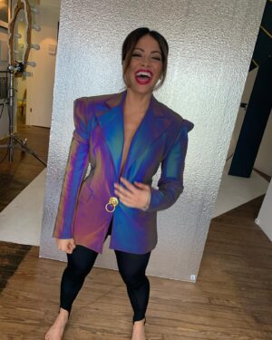 Valery M. Ortiz Instagram - Full Moon Focus. 
.
It’s been such an interesting year for me in the best ways possible. ‘Focusing on the feelings’ has proven to be my go to answer (when in doubt) as well as just simply staying curious! I can NOT believe the year is almost ending already but I am so grateful I am *here* now. What a journey. ✨
.
.
.
.
.
.
#NewMoon #Manifestations #Focused #FeelingMyself #StayingCurious #HereNow #TrustTheProcess #AllinTheTiming
.
@brianjamesphoto 
@caseycheekmakeup 
@innasdesigns 
@jennylynneapplefield 
@nereidamua
