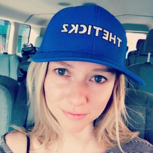 Valorie Curry Instagram - That’s a wrap.
#thetick #season2 #dot #thatsawrap