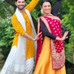 Vandana Lalwani Instagram - Jugalbandi 💃🕺 . . . Dupattas @dupattabazaar #reelsindia #reelsinstagram #dancereels #classicaldance #dhindhorabajere #runaway #kathak #yuvraajparashar #vandanalalwani
