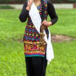 Vandana Lalwani Instagram - The real challenge was to #lipsync to this superhit Punjabi number playing on loop in my playlist ❤️ . . . . Dupatta by @dupattabazaar Music @karanaujla_official 🫶 DC @phf_edmonton #reelsindia #dancereels #softly #punjabisongs #sindhi #gidda #punjabidance #solodance #trendingmusic #punjabisuits #vandanalalwani