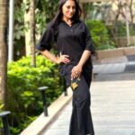 Vandana Lalwani Instagram - Combining Style with Sophistication ✨😉 Exquisite Statement Jewellery from @damak_india 💍combined with Super cool Summer Cord Set by @unidraa ❤️ #photooftheday #ootd #cordset #summeroutfit #vandanalalwani #instagood #instalook #hotsummer #cosmetologist #explore #damakindia #unidraa