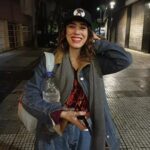 Vanesa González Instagram – china felíz posdengue con el mejor regalo del mundo: una gorra con Mario Alberto bordado salut🌹