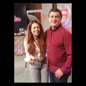 Vanessa Blandón Instagram - Pueden creer que en esta entrevista de @dameunlikeofficial ya tenia 3 meses de embarazo 😱. La barriga crece super rapido....... 
El tiempo vuela.
.
Can you believe that in this interview with @dameunlikeofficial I was already 3 months pregnant 😱. The belly grows super fast .......
 Time flies.
.
.