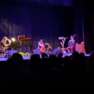 Vanessa Carlton Instagram - I’ve spent the last year being a substitute teacher/house restorer. There were moments where I couldn’t imagine being on stage and falling into this dream again. But here we are. It is an absolute privilege to get to do this for a living. Thank you to @cellobell and @skyeayeaye for lending their immense talent and sensitivity. Thank you to all of the folks who showed up for us. Thank you to the venue teams for holding on. Thank you to @mariogalvang and @rishonblumberg for making this tour happen. Tonight is our last show. I’m writing a new record and diving in hard so that it doesn’t get released during the next pandemic 100 years from now.