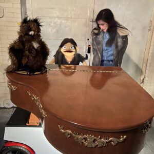 Vanessa Carlton Instagram - Screw the whole “meet your maker” thing, I have only ever wanted to meet my muppet! This is incredible. The maker of my muppet is @bendhoward (am I missing other credits?). *The large animal on the piano is Gizmo the owl. They even got the fish tail right! (I was NOT into regular braids in 2002.) The universe is just amazing. 🖤🌙🖤