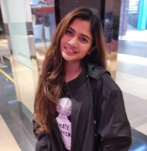 Vanessa Cruez Instagram - Sometimes blurred pictures add more beauty to the memory..

#vanessacruez #vanessa #blur #beingcrazy #happiness #instapic #insta #instadaily #instamood #instafashion #instagood #instagram #longhair #black #beyourself #lifeisgood #pose #simple #love #random #modern #instaphoto #spreadlove #spreadjoy #letsdoit #memories #ootd #casual #candid #random #nomakeup