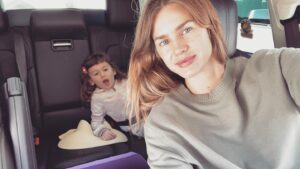Vanessa Hessler Instagram - We are ready to leave this 2020 in the past and look forward to a bright, joyful and most of all Healthy 2021 ✨✨✨✨✨✨✨ Happy New Year to all