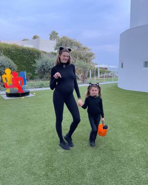 Vanessa Hessler Instagram - Happy Halloween 👻