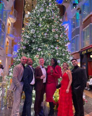 Vanessa Silva Instagram - Happy Crismus 
It’s Crismun
Merry Crisis 
Merry Chrysler