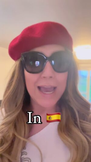 Vanessa van Cartier Instagram - #marco #lessons #languages #translation #joke #comedy #entertainment #funny #laugh #spanish #loud #voice #explore #fyp #viral