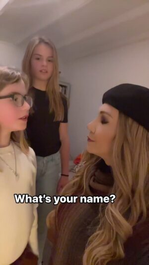 Vanessa van Cartier Instagram - #whatsyourname #scream #laugh #child #marco #funny #joke #comedy #entertainment #voice #explore #deepvoice #blonde #viral