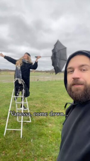 Vanessa van Cartier Instagram - #umbreall #badweather #weather #joke #marco #disney #marypoppins #loud #marco #deepvoice #jokes #instafunny #viral