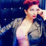 Vanessa Daroch Instagram - Acepta tu rareza... Algunos te adorarán. Otros no lo harán. ¿Pero a quién le importa? Preocúpate por amarte a ti mismo, no amar la idea de que otras personas te amen (Karen Salmansohn)