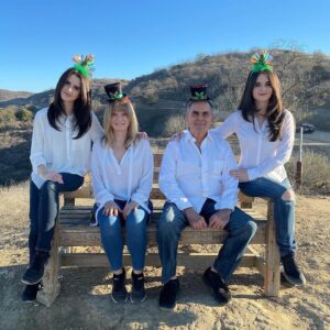 Vanessa Marano Instagram - Happy New Year from the Marano Family! 🥳✨🎊 #happynewyear2022