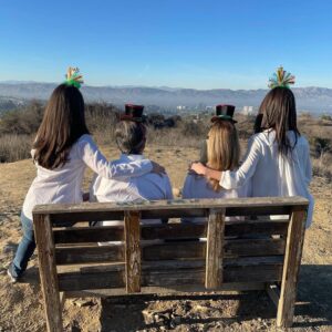 Vanessa Marano Instagram - Happy New Year from the Marano Family! 🥳✨🎊 #happynewyear2022
