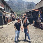 Vanessa Silva Sperka Instagram - Hace 2 años me casé con el hombre que se robó mi corazón hace casi 9 años🩷 Todos los caminos me llevan a tus brazos, en esta y en todas las vidas, tarde o temprano. Gracias por ser un hombre increíble! Amo ser tu esposa y te diría Sí mil veces a pasar la vida contigo… Te amo con todo mi 🩷mi cielo, Feliz aniversario🥂