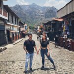 Vanessa Silva Sperka Instagram - Hace 2 años me casé con el hombre que se robó mi corazón hace casi 9 años🩷 Todos los caminos me llevan a tus brazos, en esta y en todas las vidas, tarde o temprano. Gracias por ser un hombre increíble! Amo ser tu esposa y te diría Sí mil veces a pasar la vida contigo… Te amo con todo mi 🩷mi cielo, Feliz aniversario🥂