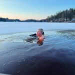 Vappu Pimiä Instagram – Kauden viimeisiä viedään. #avanto #iceswimming #springvibes #mökkilife