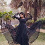 Vasanthi Krishnan Instagram - 🖤🖤🖤 outfit: @navyasri_mandava Click by: @absolutelyrahul
