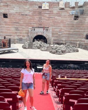 Veda Yurtsever Instagram - Arşiv olarak burda dursunlar 2) #verona #italya #italy #tatil
