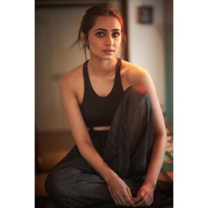 Vedika Pinto Instagram - But when does dreaming stop and madness begin?