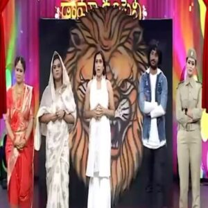 Veena Ponnappa Instagram - Don’t miss this beautiful performance dedicated to all women @ Sridevi drama company @ Etv this Sunday… stay tuned….it was tremendous working with these amazing artists @tvshilpa @veena_ponnappa_vnaa @_tejaswani_behera_official_  @actressrohini 

.
.
.
.
.
#etvtelugu #dancer #womensday #realityshow #artist #choreography #show #love #happy #insta #instagood #trend #explore