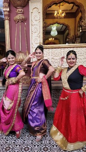 Veena Ponnappa Instagram - @veena_ponnappa_vnaa
@actress_nagashreegs
@chandrakala.mohan.official
@nandimovies_official
@starsuvarna